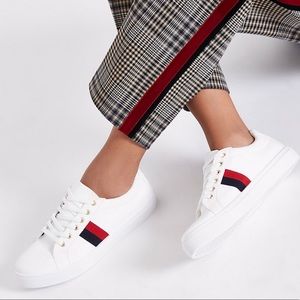 Women’s causal sneakers